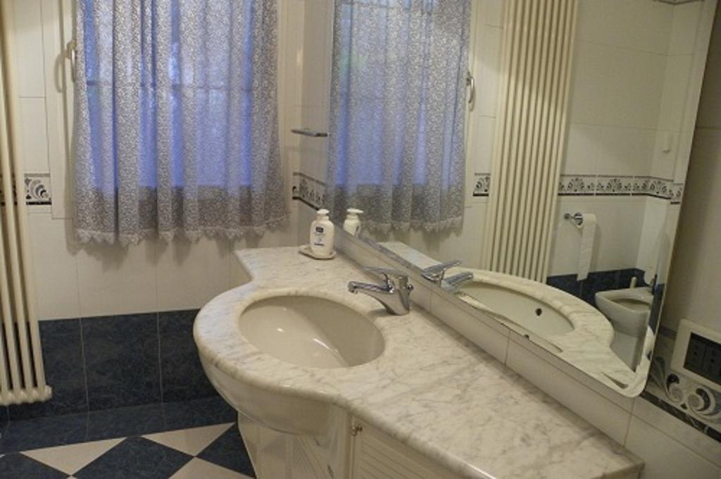Villa Emma - L'Arte Dell'Accoglienza San Marino Szoba fotó